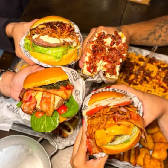 Bug's Burger artesanal ,Prensados e Sobremesas